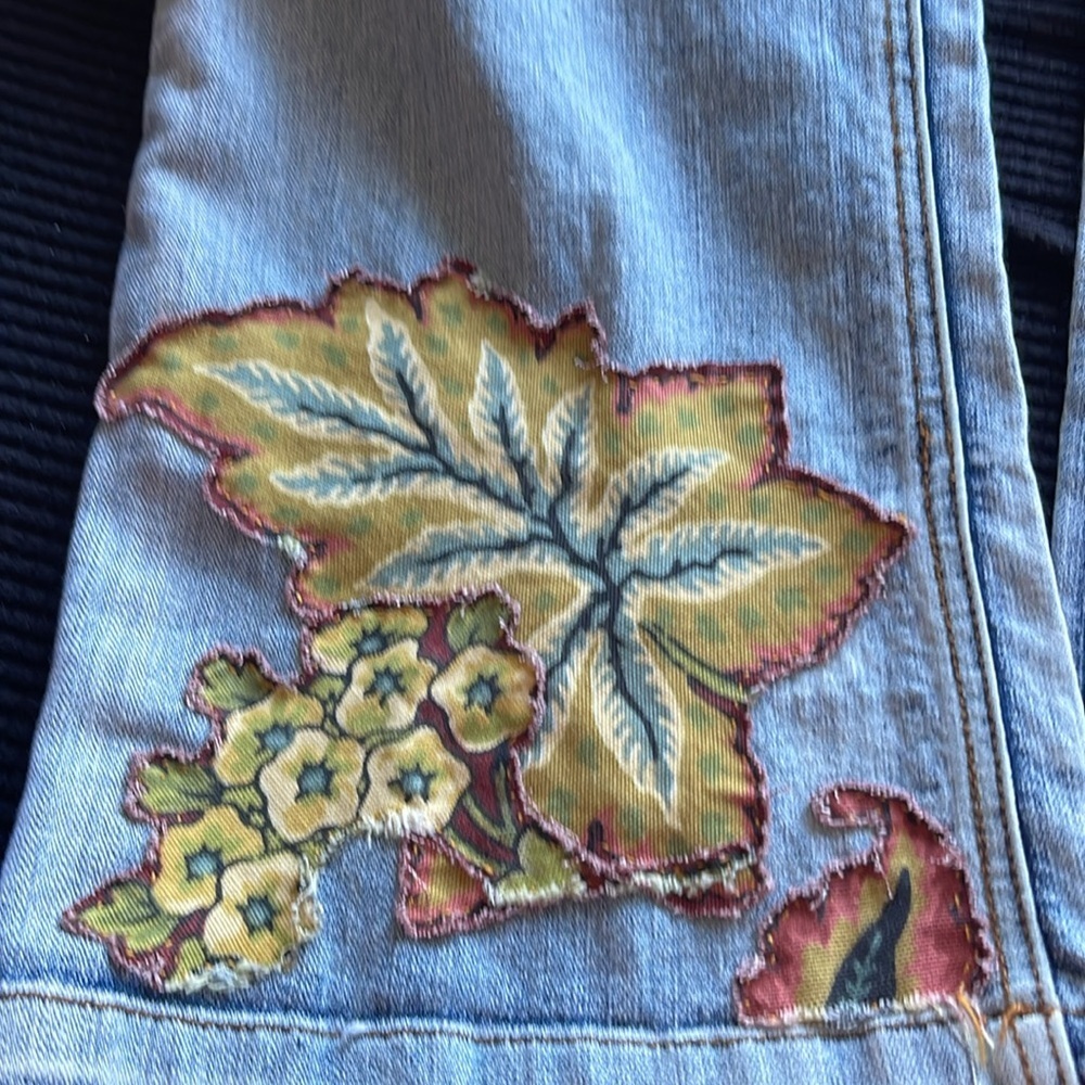 Upcycled blue jeans - hand sewn material patches -OOAK - button fly - size 9/10 - Picture 5 of 8